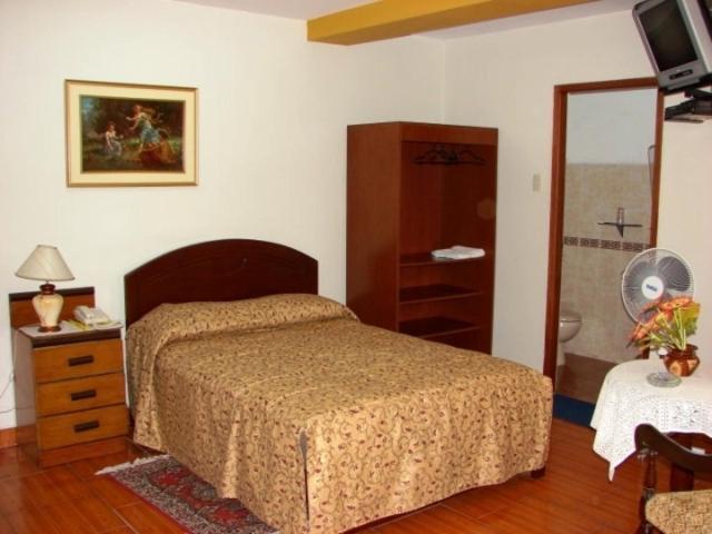 Hotel Suite Plaza Trujillo Room photo