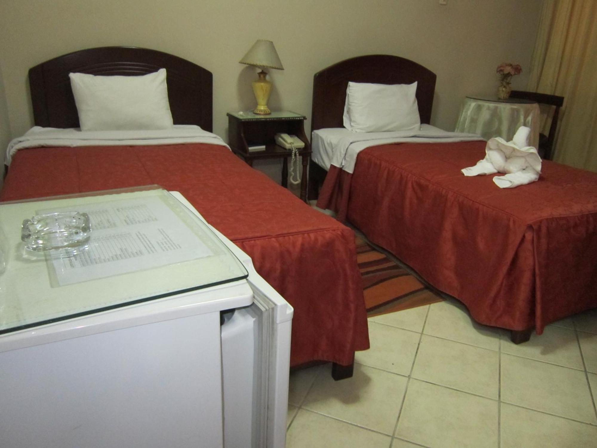 Hotel Suite Plaza Trujillo Exterior photo